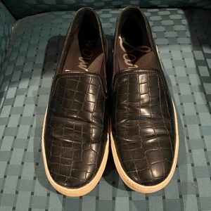 Black leather crocodile embossed women’s 9.5 slip on sneakers by Sam Edelman
